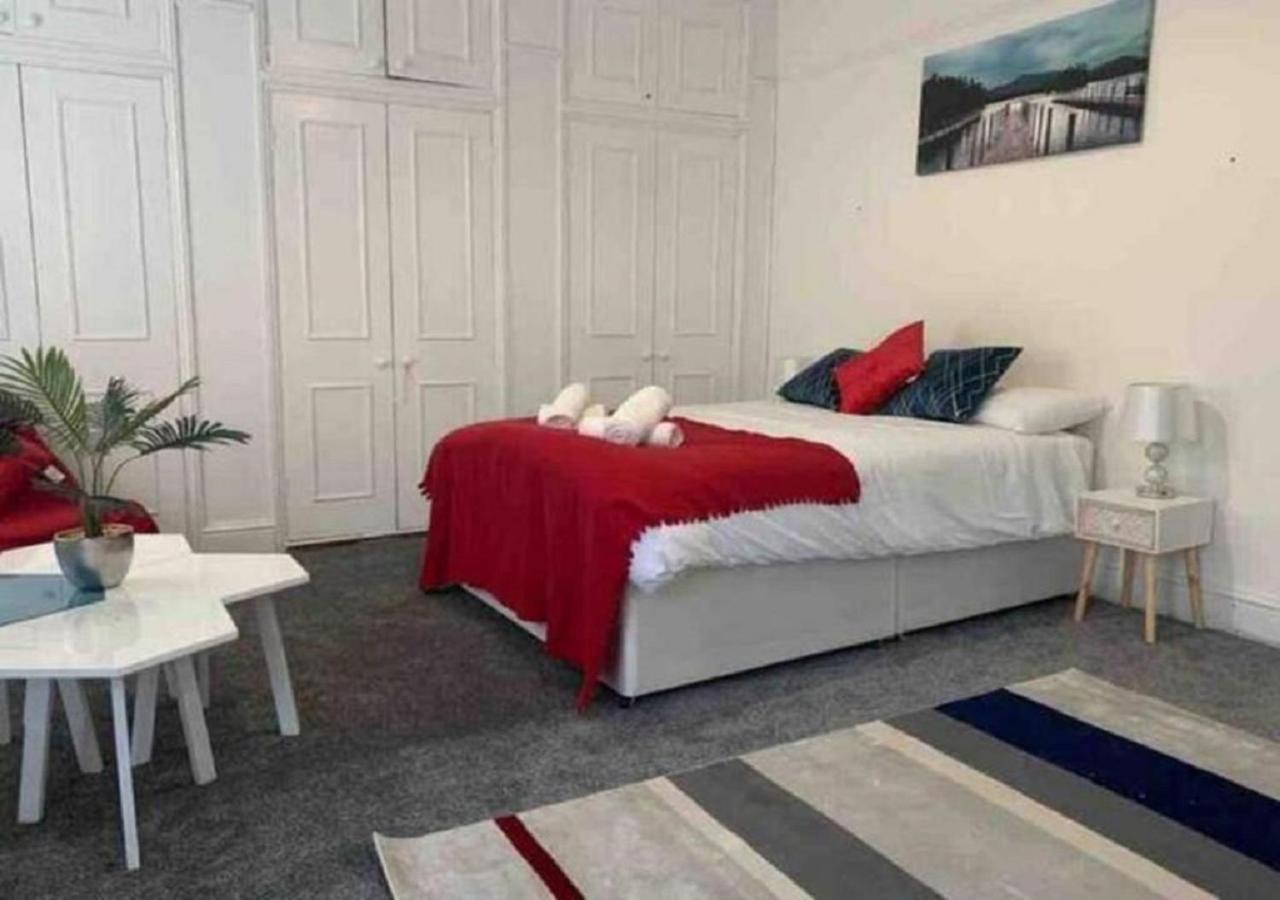 Balham, South London Spacious Guest House 5, 6 Rooms Available Bagian luar foto