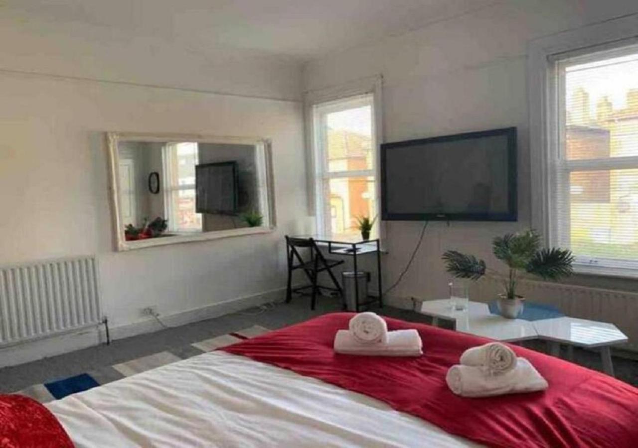 Balham, South London Spacious Guest House 5, 6 Rooms Available Bagian luar foto