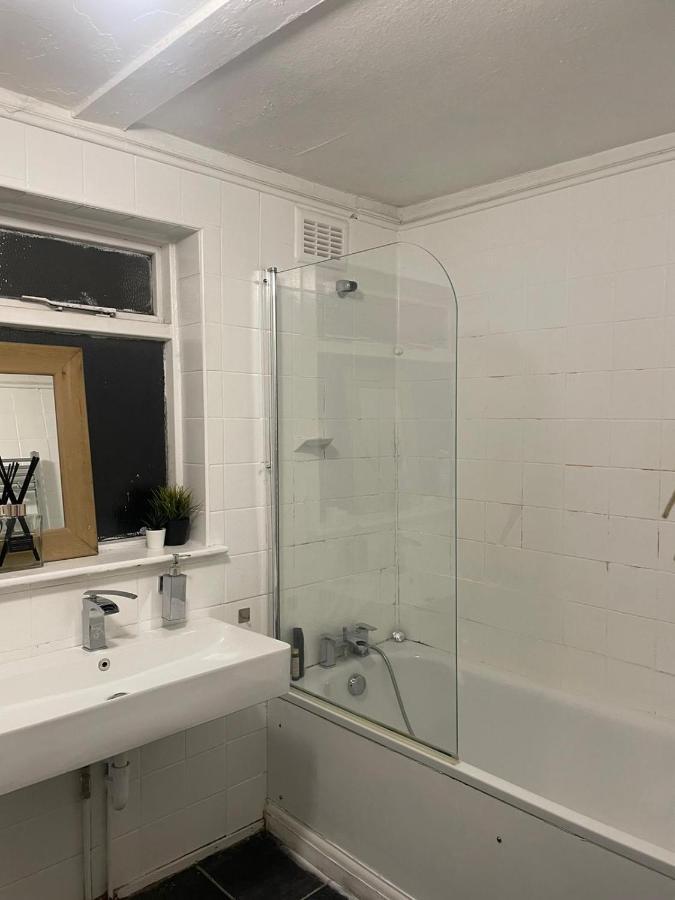 Balham, South London Spacious Guest House 5, 6 Rooms Available Bagian luar foto